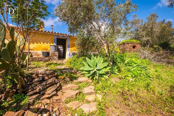 Image No.10-Villa for sale