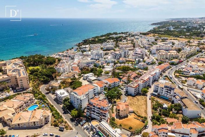 Image No.26-3 Bed Apartment for sale