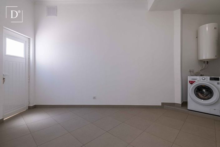 Image No.32-3 Bed Apartment for sale