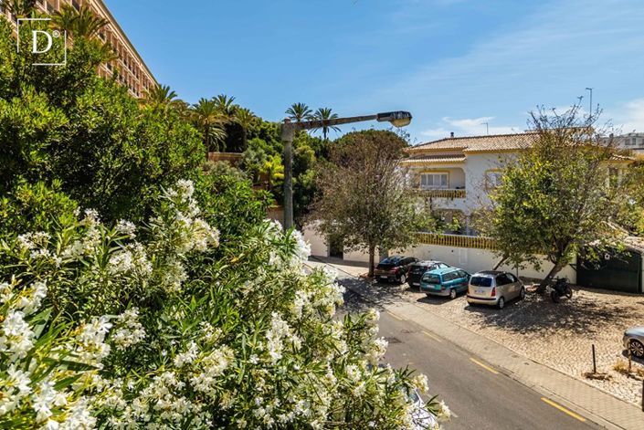 Image No.54-3 Bed Apartment for sale