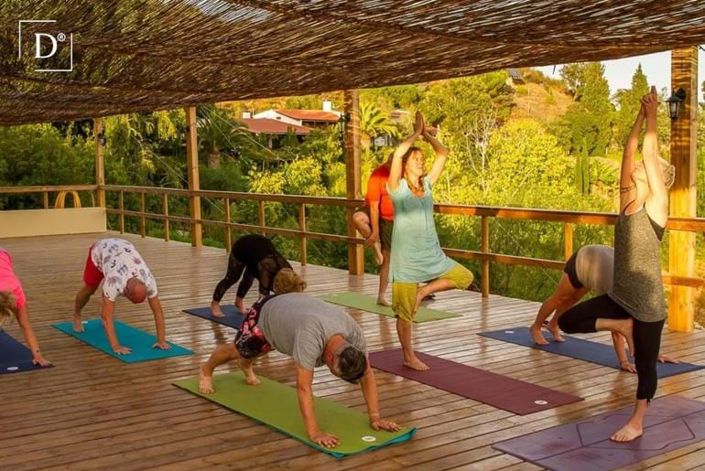 Image No.19-16 Bed Property for sale