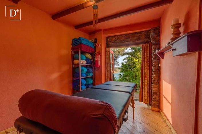 Image No.6-16 Bed Property for sale