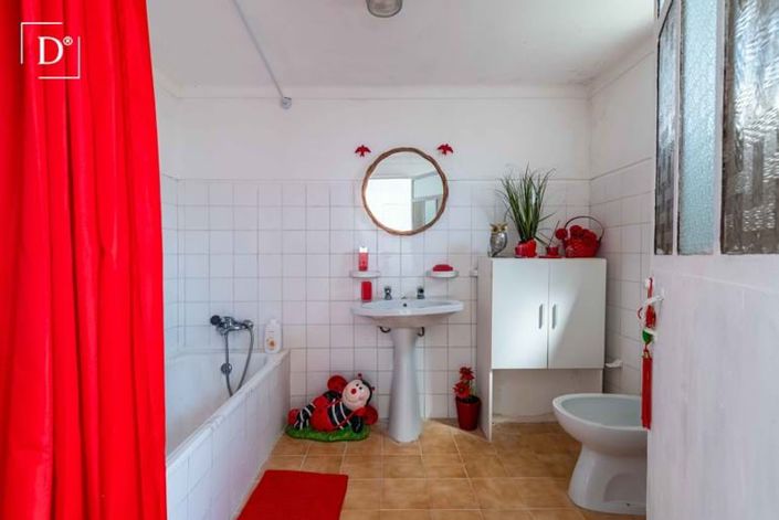 Image No.15-2 Bed Villa for sale