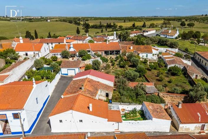 Image No.8-2 Bed Villa for sale