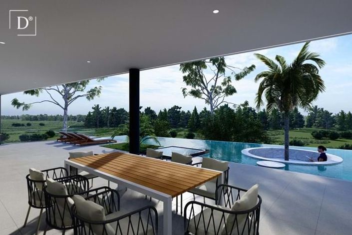 Image No.4-5 Bed Villa for sale