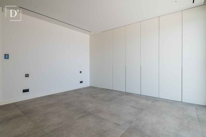 Image No.22-4 Bed Villa for sale