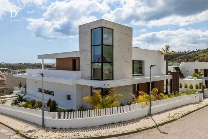 Image No.6-4 Bed Villa for sale