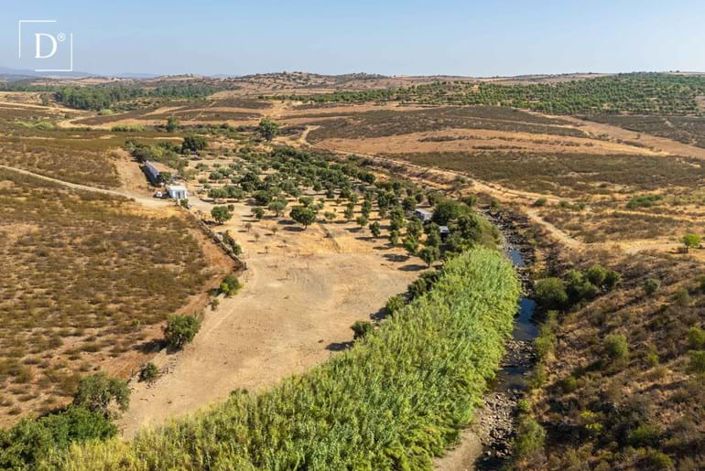 Image No.13-2 Bed Villa for sale