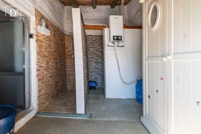 Image No.8-2 Bed Villa for sale