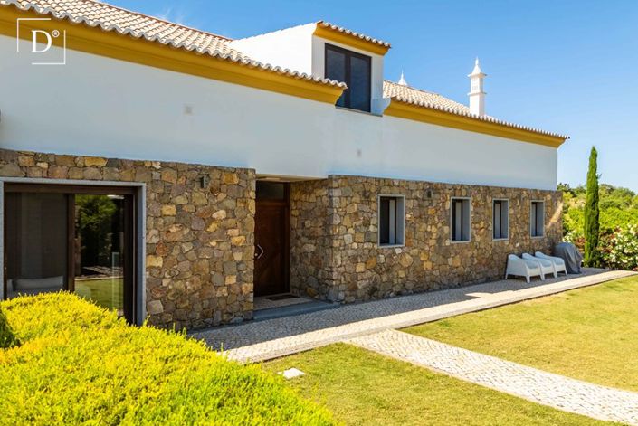 Image No.29-5 Bed Villa for sale