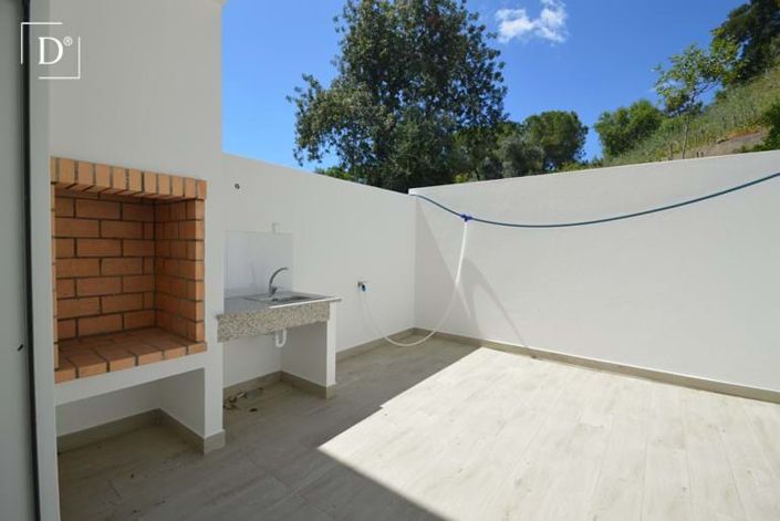 Image No.10-2 Bed Villa for sale