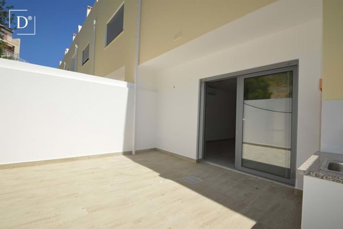 Image No.9-2 Bed Villa for sale