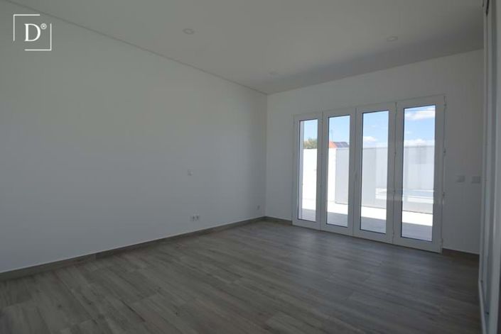 Image No.17-4 Bed Villa for sale