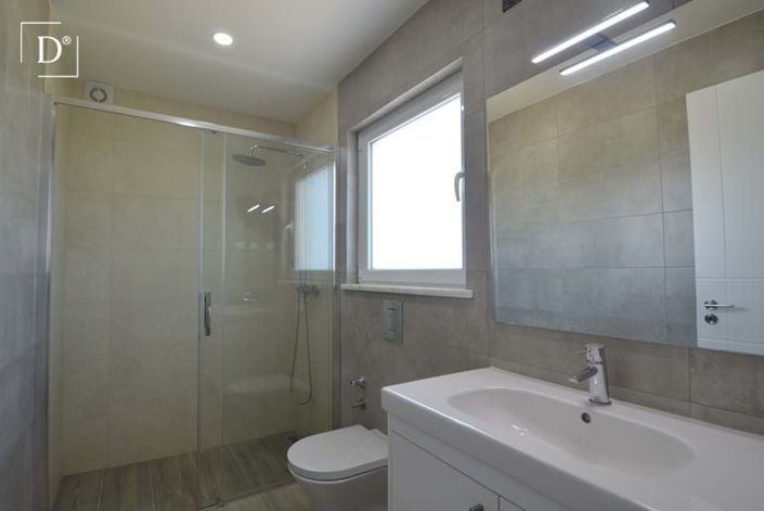 Image No.25-4 Bed Villa for sale