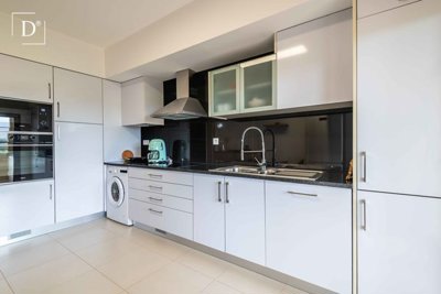 1-12174-a6143ebb3cb0547d86cbab874af8e5c603a53