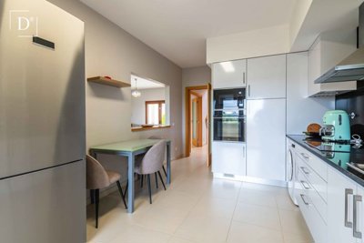 1-12174-a6143ebb3cb0547d86cbab874af8e5c603a53