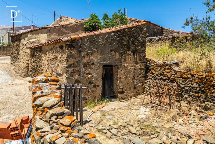 Image No.16-Villa for sale