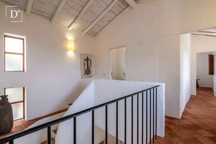 Image No.25-4 Bed Villa for sale