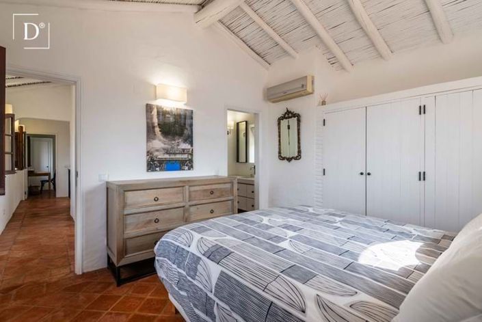 Image No.27-4 Bed Villa for sale