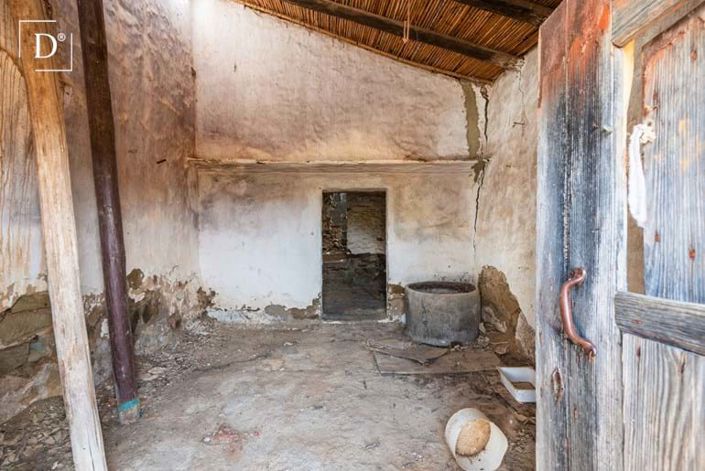 Image No.12-1 Bed Villa for sale