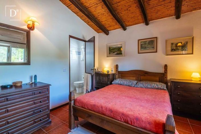 Image No.10-2 Bed Villa for sale