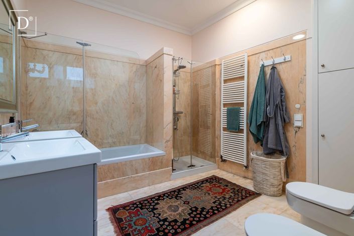 Image No.19-5 Bed Villa for sale