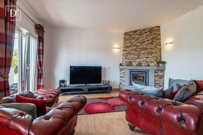 Image No.3-5 Bed Villa for sale