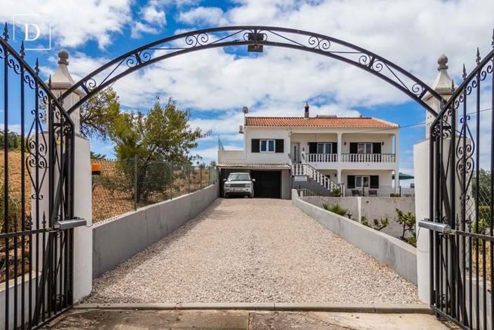 Image No.25-5 Bed Villa for sale