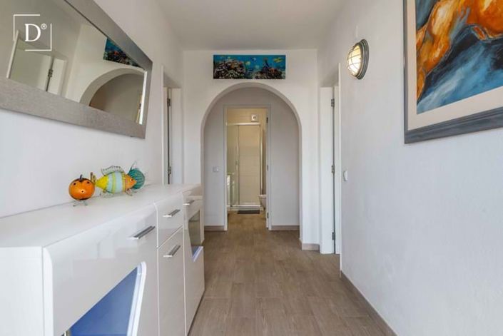 Image No.17-5 Bed Villa for sale