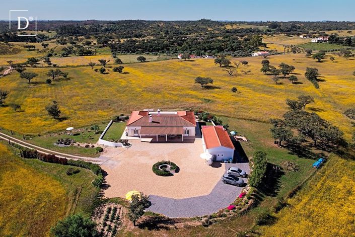 Image No.6-4 Bed Villa for sale