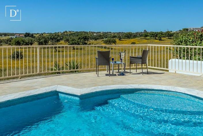 Image No.3-4 Bed Villa for sale