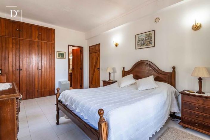 Image No.15-4 Bed Villa for sale