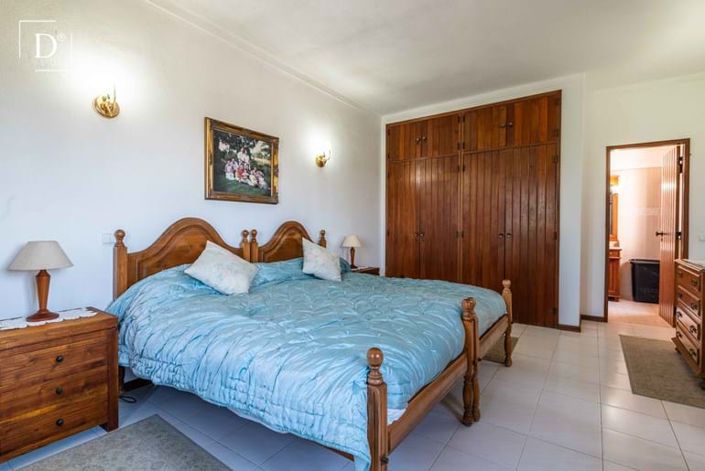 Image No.18-4 Bed Villa for sale