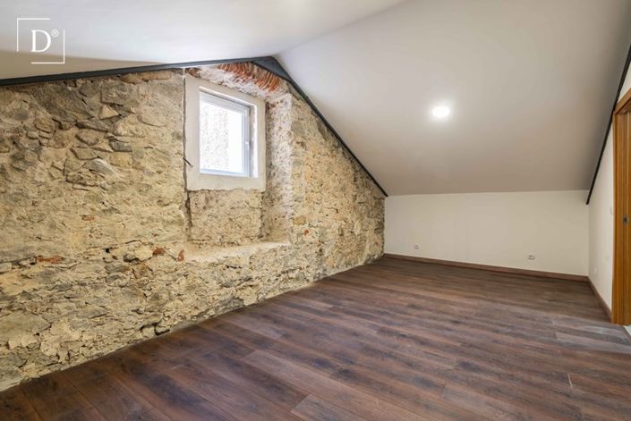 Image No.15-4 Bed Apartment for sale