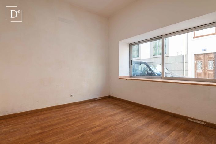 Image No.27-4 Bed Apartment for sale