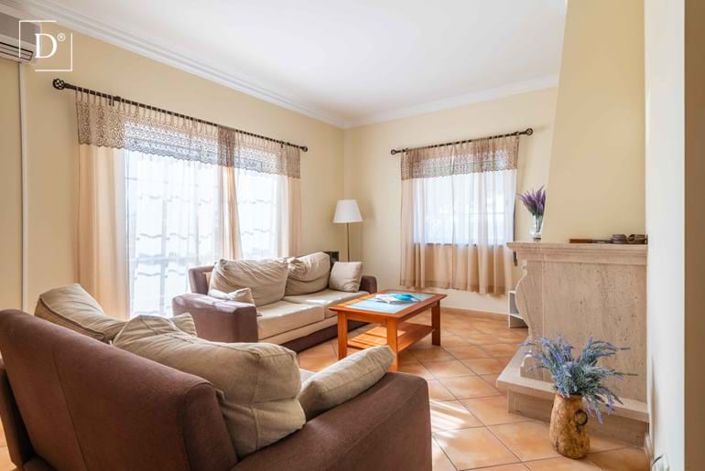 Image No.8-3 Bed Villa for sale