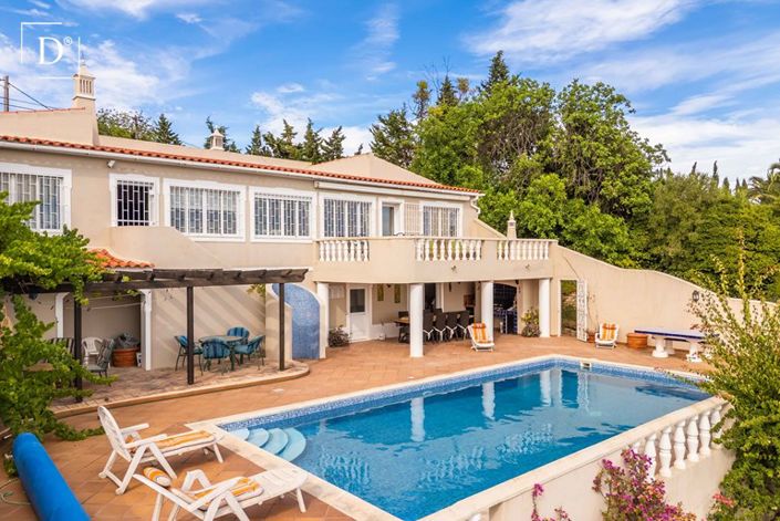 Image No.1-3 Bed Villa for sale