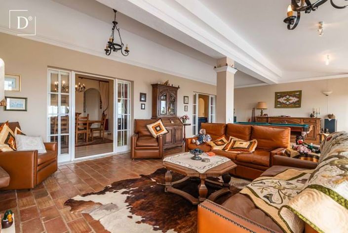 Image No.2-3 Bed Villa for sale