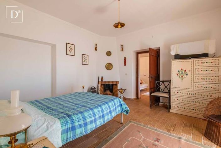 Image No.12-3 Bed Villa for sale