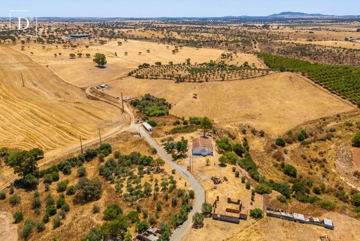 Image No.25-3 Bed Villa for sale