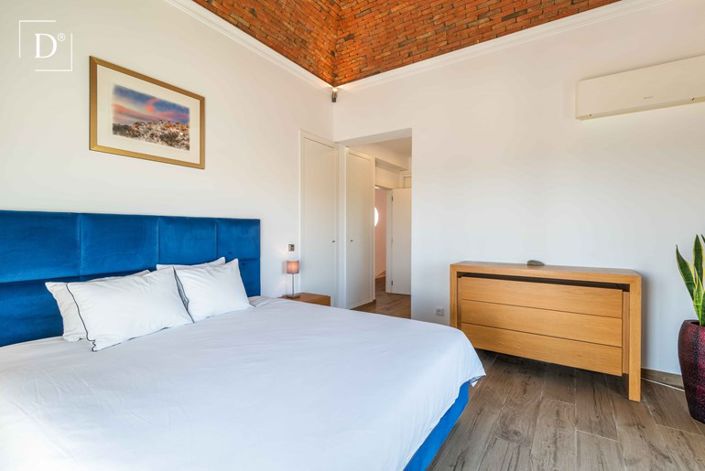 Image No.12-4 Bed Villa for sale