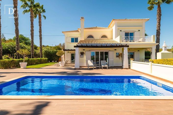 Image No.4-4 Bed Villa for sale