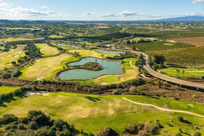 Image No.22-2 Bed Apartment for sale