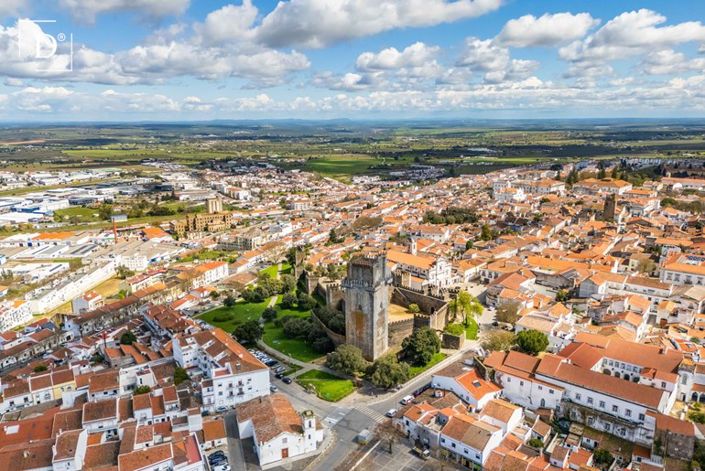 Image No.29-2 Bed Villa for sale