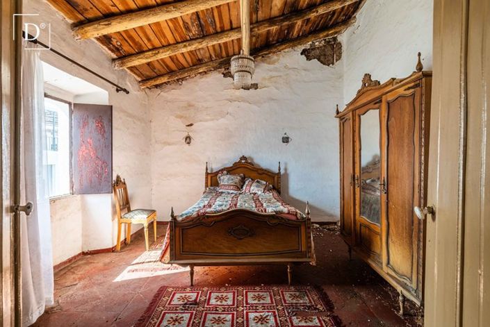 Image No.9-2 Bed Villa for sale