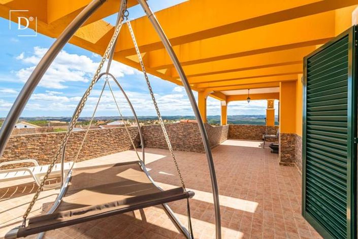 Image No.7-3 Bed Villa for sale