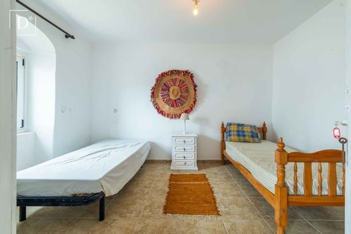 Image No.12-4 Bed Villa for sale