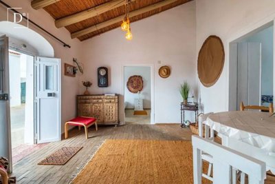 4 Bed Villa for sale