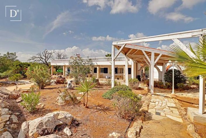 Image No.27-5 Bed Villa for sale