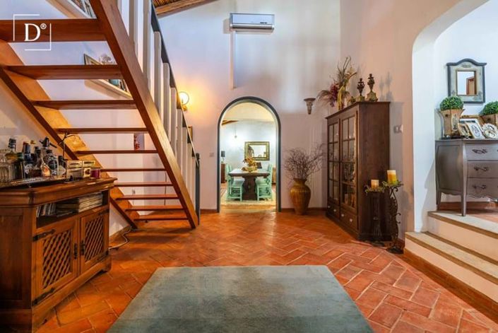 Image No.12-4 Bed Villa for sale